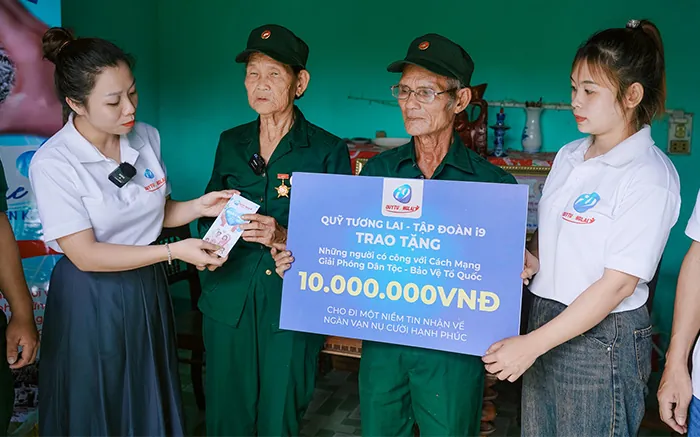 Hình ảnh các tính năng bảo mật và dịch vụ khách hàng của ACB888, tượng trưng cho sự an toàn và công bằng